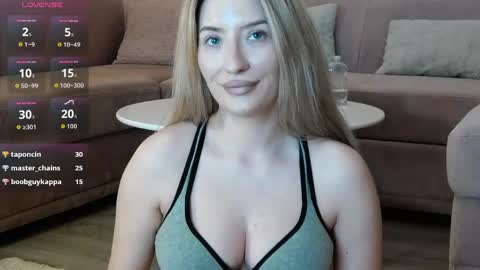 Snapshot of meganblazex chatting on 06/11/26, 12:32 Megan online show from 06/11/26, 12:32