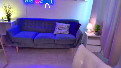 Snapshot of meganbutnotfox chatting on 06/21/26, 12:41 Megan online show from 06/21/26, 12:41