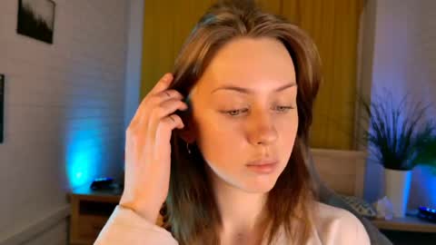 Snapshot of meganclapp chatting on 04/23/26, 05:41 Megan online show from 04/23/26, 05:41