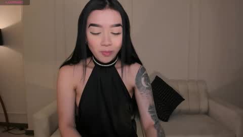 Megan Cross online show from 11/14/25, 04:00