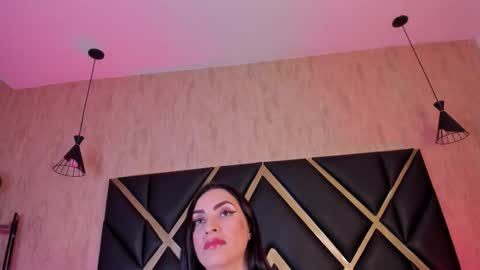 Megan Hofman online show from 09/16/25, 09:16