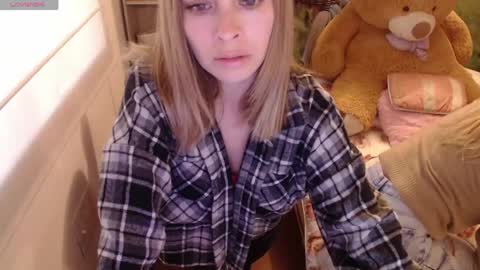 MEGAN online show from 04/27/26, 11:08