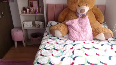 MEGAN online show from 05/11/26, 12:33
