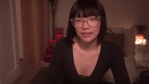 Snapshot of meganmei666 chatting on 12/20/24, 02:41 for more 3 online show from 12/20/24, 02:41