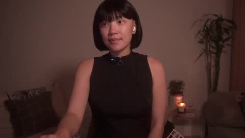 Snapshot of meganmei666 chatting on 09/14/25, 02:11 for more 3 online show from 09/14/25, 02:11