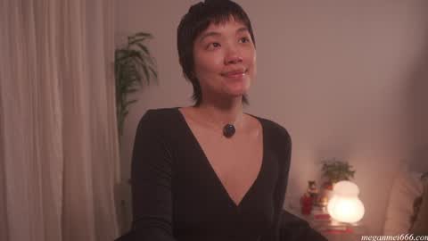 Snapshot of meganmei666 chatting on 05/09/26, 03:12 for more 3 online show from 05/09/26, 03:12