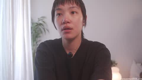 Snapshot of meganmei666 chatting on 05/10/26, 06:46 for more 3 online show from 05/10/26, 06:46