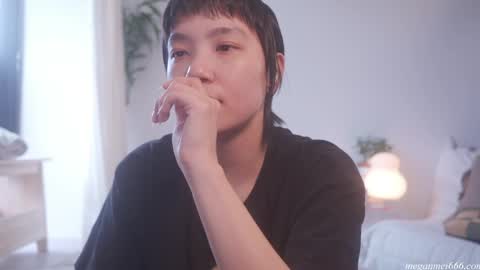 Snapshot of meganmei666 chatting on 05/13/26, 06:49 for more 3 online show from 05/13/26, 06:49