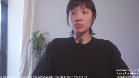 Snapshot of meganmei666 chatting on 06/08/26, 06:08 for more 3 online show from 06/08/26, 06:08