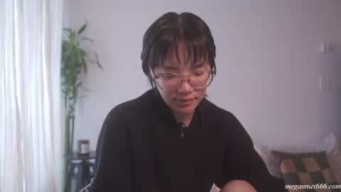 Snapshot of meganmei666 chatting on 06/28/26, 04:35 for more 3 online show from 06/28/26, 04:35