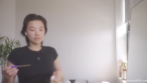 Snapshot of meganmei666 chatting on 07/24/26, 04:27 for more 3 online show from 07/24/26, 04:27