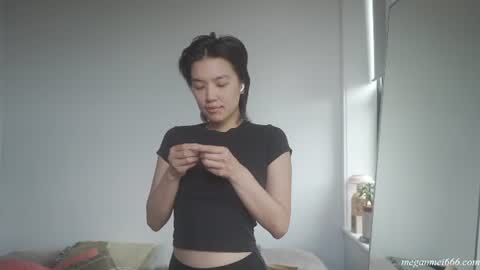Snapshot of meganmei666 chatting on 07/27/26, 04:14 for more 3 online show from 07/27/26, 04:14