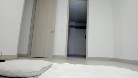 meganmir1 online show from 02/25/25, 11:41