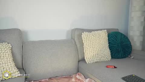 Mara online show from 09/29/25, 11:26