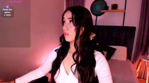 Snapshot of megann_blaze chatting on 06/09/26, 03:56 Megan online show from 06/09/26, 03:56