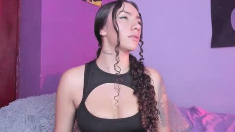 Snapshot of megannp chatting on 10/15/25, 01:06 Megan Price online show from 10/15/25, 01:06