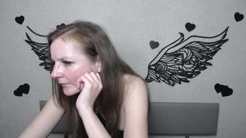 Snapshot of meganpirs chatting on 05/19/26, 05:41 MeganPirs online show from 05/19/26, 05:41
