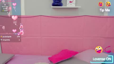 Snapshot of meganqueen2 chatting on 03/07/25, 10:10 Megan Queen online show from 03/07/25, 10:10