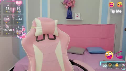 Snapshot of meganqueen2 chatting on 03/09/25, 01:26 Megan Queen online show from 03/09/25, 01:26