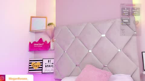 Snapshot of meganrosse__ chatting on 05/24/26, 07:30 Megan online show from 05/24/26, 07:30