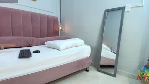 Megan  online show from 02/01/25, 07:34