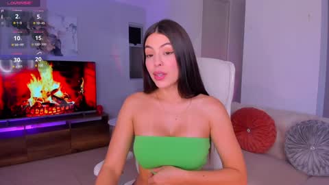 Snapshot of meganscottx chatting on 02/03/25, 06:17 Megan online show from 02/03/25, 06:17