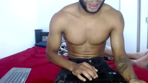 Snapshot of meganseaxson chatting on 11/01/25, 10:12 meganseaxson online show from 11/01/25, 10:12