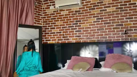 Megan online show from 09/26/25, 05:33