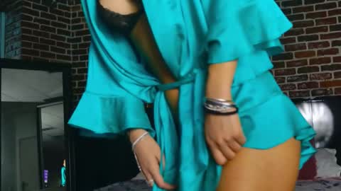 Snapshot of megansin_ chatting on 10/07/25, 05:37 Megan online show from 10/07/25, 05:37