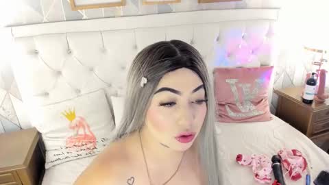 Megan online show from 09/14/25, 11:31