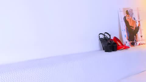 Snapshot of meganstones chatting on 11/08/25, 06:51 Megan online show from 11/08/25, 06:51