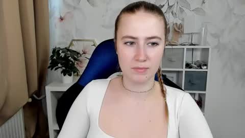 Megan online show from 06/11/26, 11:41