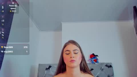 megansammy online show from 10/31/25, 05:14