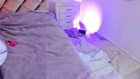 M E G A R A online show from 02/11/25, 07:23