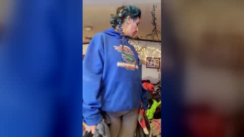 Snapshot of megatinyyy chatting on 03/23/26, 05:22 MegaTinyyy online show from 03/23/26, 05:22