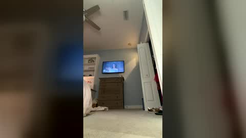 Snapshot of megcritt56 chatting on 04/08/26, 12:54 megcritt56 online show from 04/08/26, 12:54