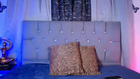 meggan online show from 12/18/25, 02:39