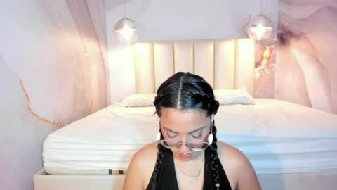 MEGGY MAE online show from 04/30/26, 12:00