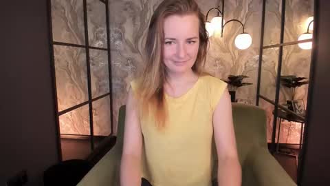 Meggy online show from 11/07/25, 01:33