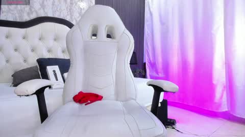 Meghan  online show from 12/21/24, 12:49