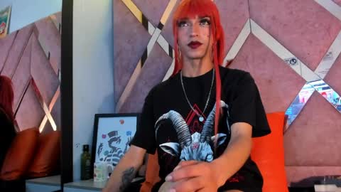 Snapshot of meghanqueen__ chatting on 05/12/26, 05:48 meghanqueen__ online show from 05/12/26, 05:48