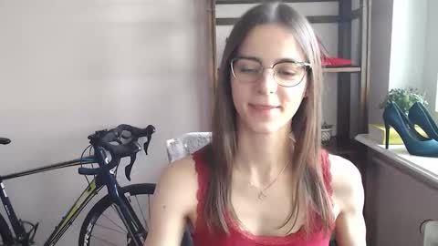 Snapshot of megi_erotic chatting on 02/23/26, 02:25 Megi online show from 02/23/26, 02:25