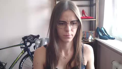 Megi online show from 06/02/26, 01:35