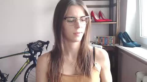 Megi online show from 06/09/26, 01:34