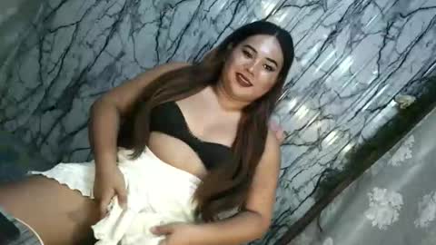mei_sofia online show from 04/20/26, 11:35