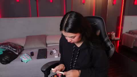 Snapshot of mekari_doll chatting on 10/16/25, 07:04 Mekari . online show from 10/16/25, 07:04