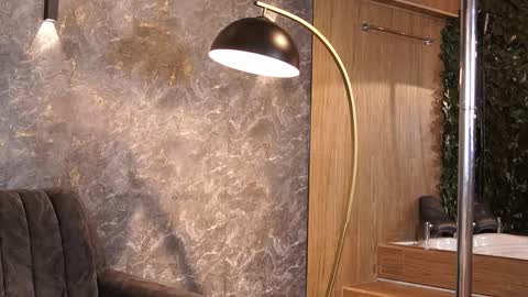 Snapshot of mekari_doll chatting on 10/31/25, 07:26 Mekari . online show from 10/31/25, 07:26