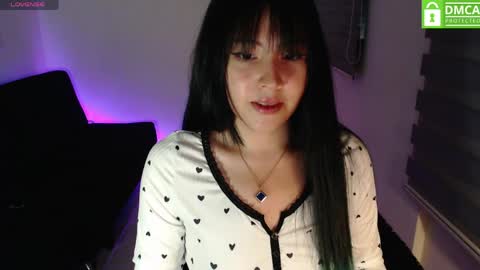 Snapshot of meko_hzu chatting on 04/06/26, 12:41 WETWATERMELL online show from 04/06/26, 12:41
