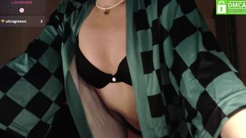 Snapshot of meko_hzu chatting on 05/02/26, 02:49 WETWATERMELL online show from 05/02/26, 02:49
