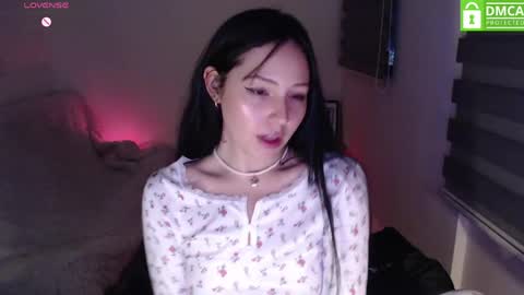 Snapshot of meko_hzu chatting on 05/05/26, 02:19 WETWATERMELL online show from 05/05/26, 02:19